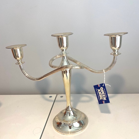 Queen Anne Sliver Plated Handleholder - Picture 2 of 6